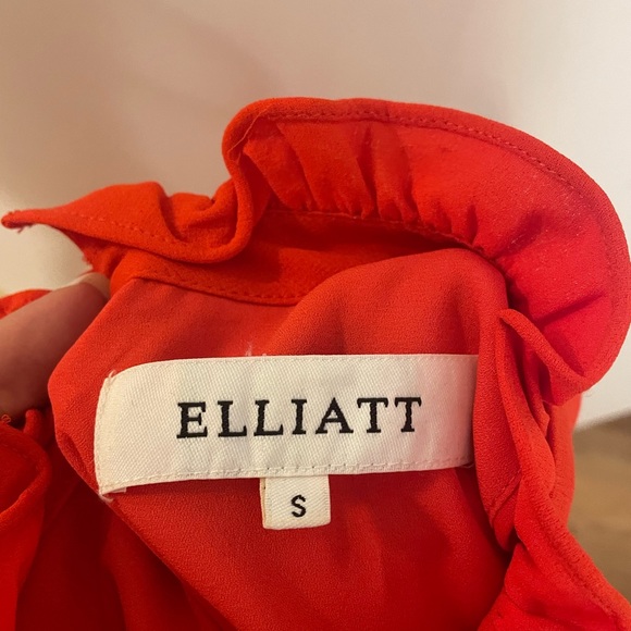 Elliatt Sonnet Ruffled Trapeze Swing Red Dress Size Small in great condition - Picture 5 of 7